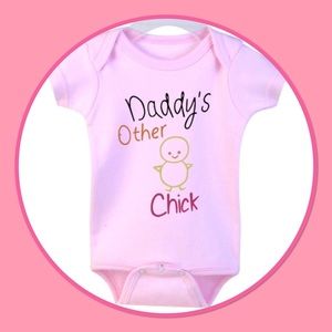 🌸NEW🌸”Daddy’s other Chick 🐥 Onesie”🌸